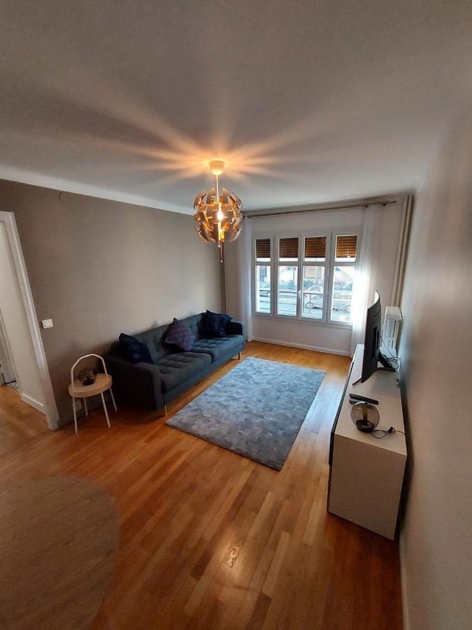 Bel Appartement 2 Pieces, Sortie De Metro Ligne 8 Charenton-le-Pont Εξωτερικό φωτογραφία