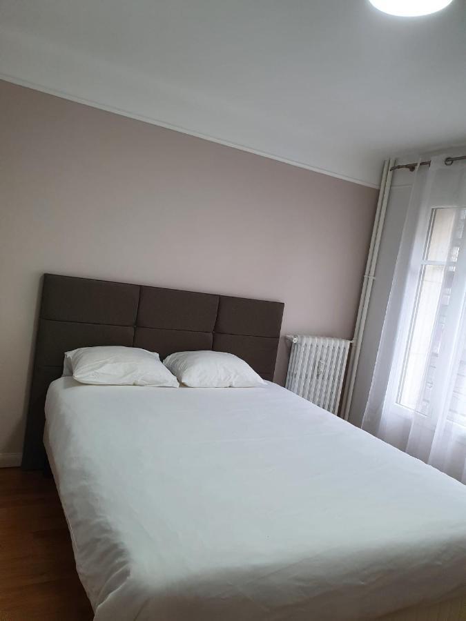 Bel Appartement 2 Pieces, Sortie De Metro Ligne 8 Charenton-le-Pont Εξωτερικό φωτογραφία