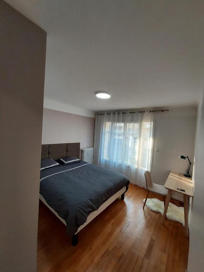 Bel Appartement 2 Pieces, Sortie De Metro Ligne 8 Charenton-le-Pont Εξωτερικό φωτογραφία